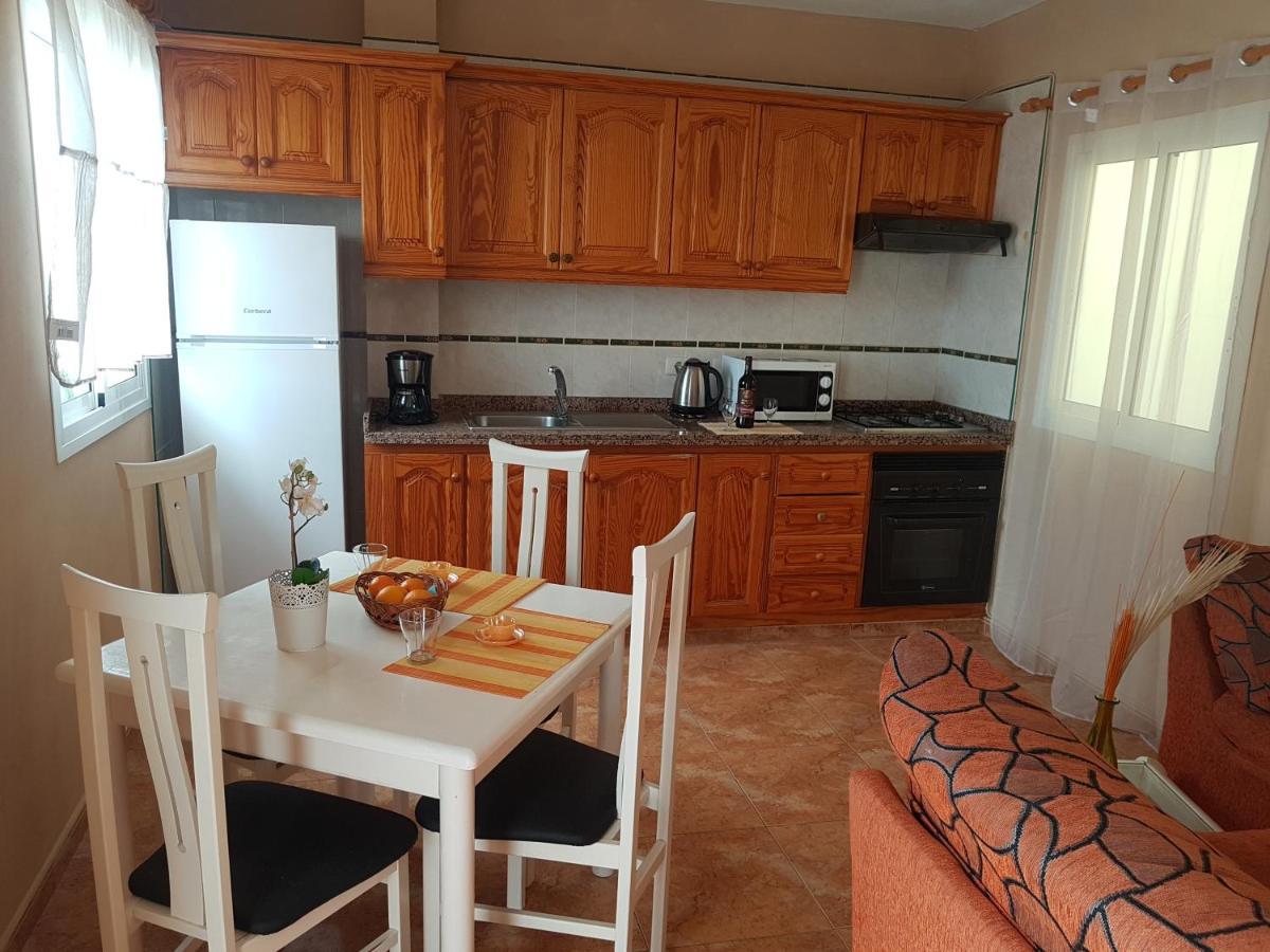Apartamentos Las Salinas 2 Caleta de Interián エクステリア 写真